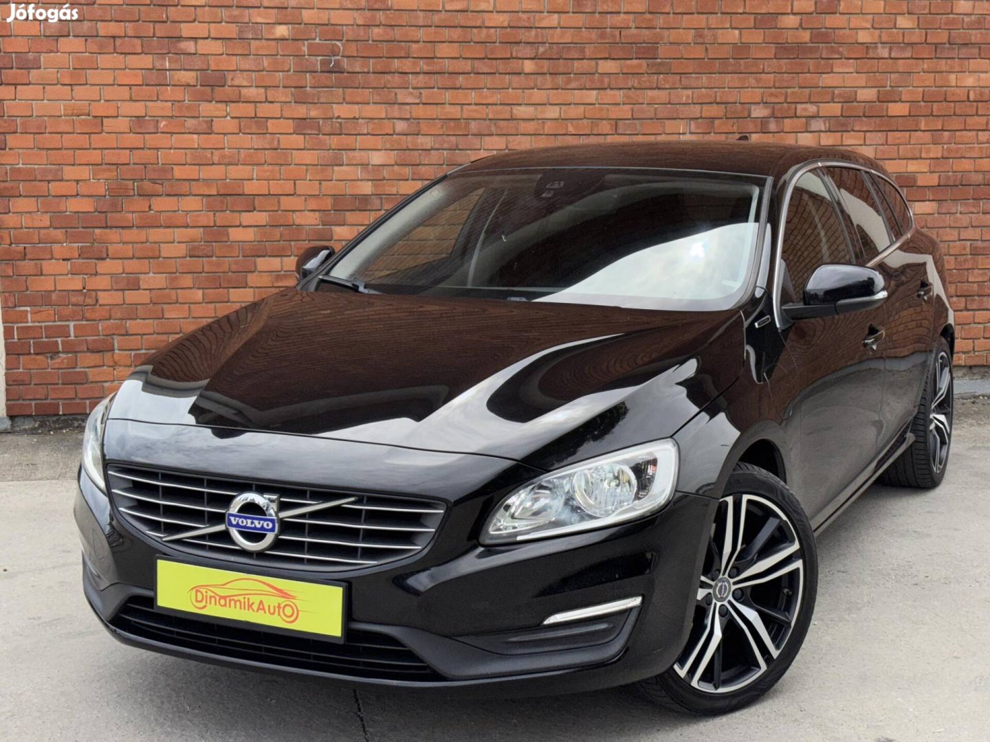 Volvo V60 2.4 D [D6] Phev AWD Momentum Geartron...